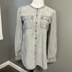 Loft long sleeve blouse with‎ scoopneck button up front size small